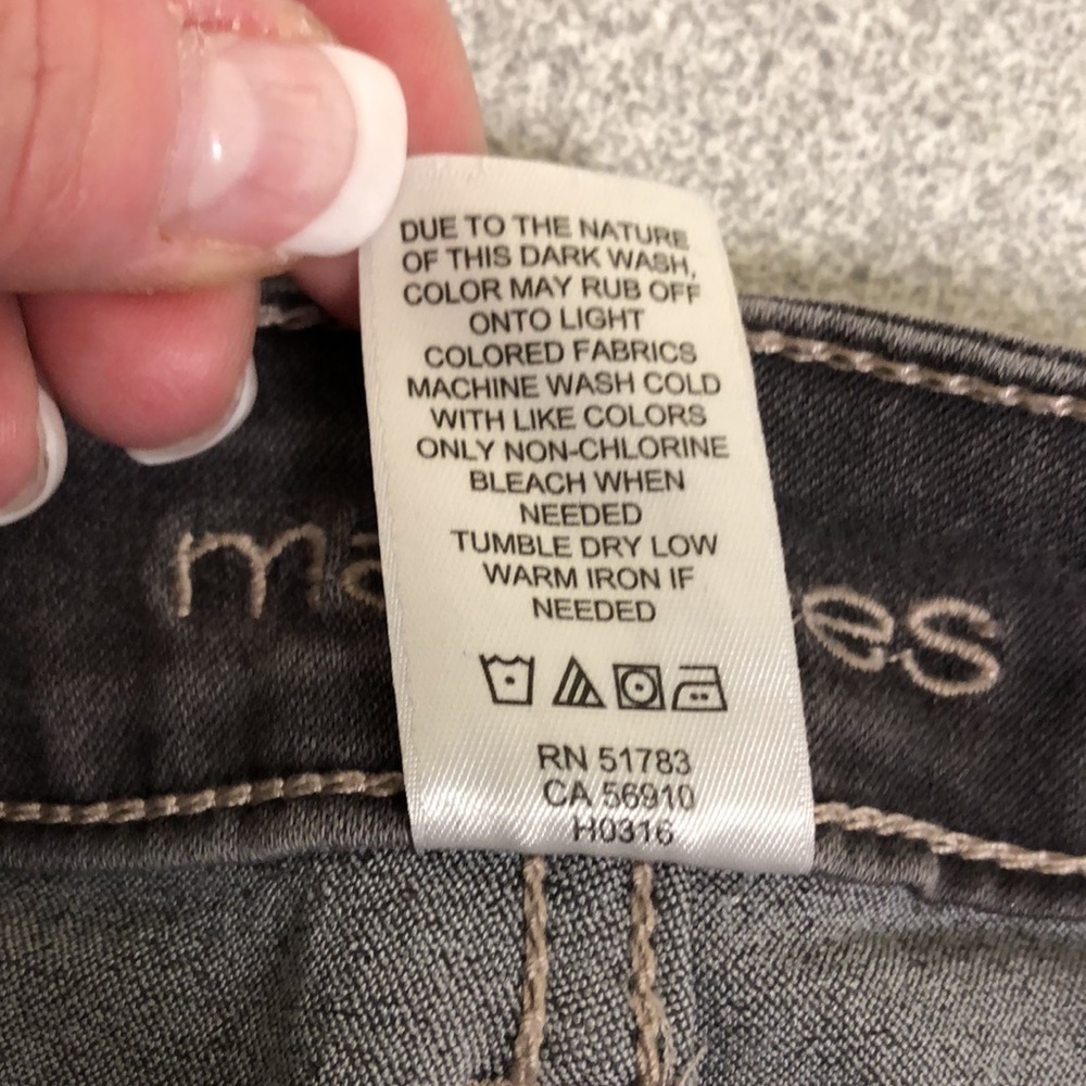 Maurice's Stretch Jeans - Picture 8 of 11